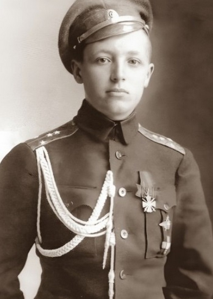 Гусарская форма Российской империи 20 века, фото