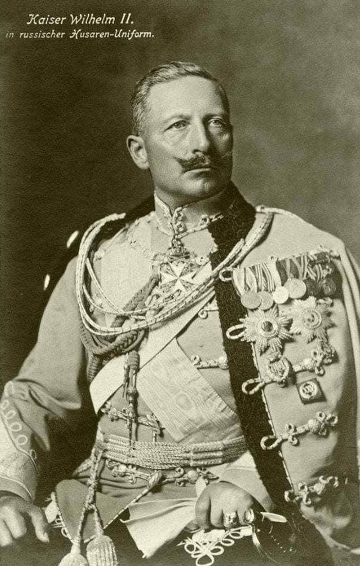 Вильгельм 2, шеф Нарвского гусарского полка