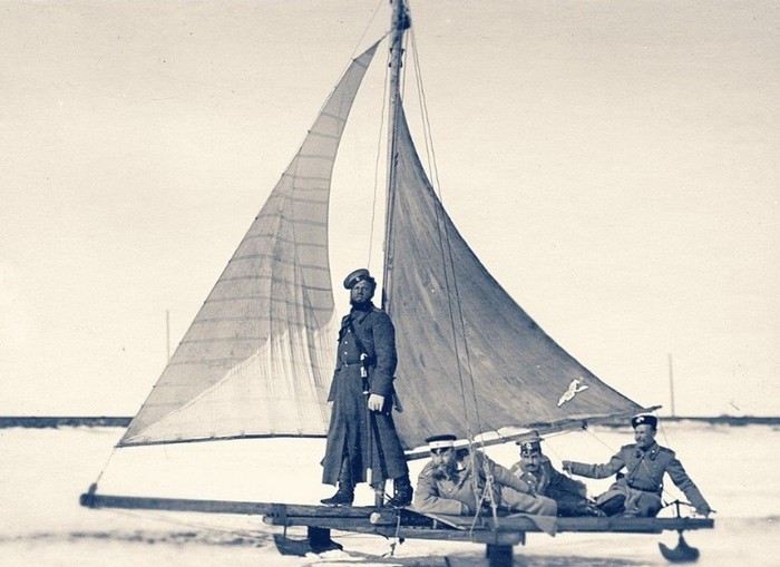 Казаки на охране границы, фото