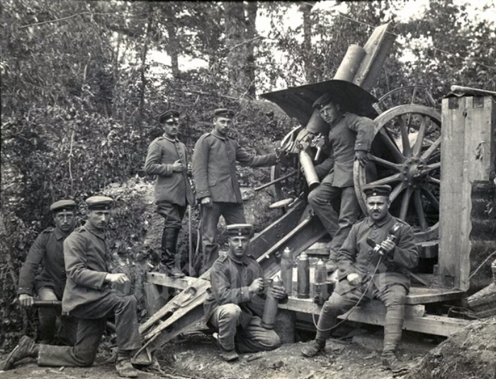 Германская гаубица 105 мм образца 1898/09 гг. Feldhaubitze, артиллеристы Германии, Первая Мировая война